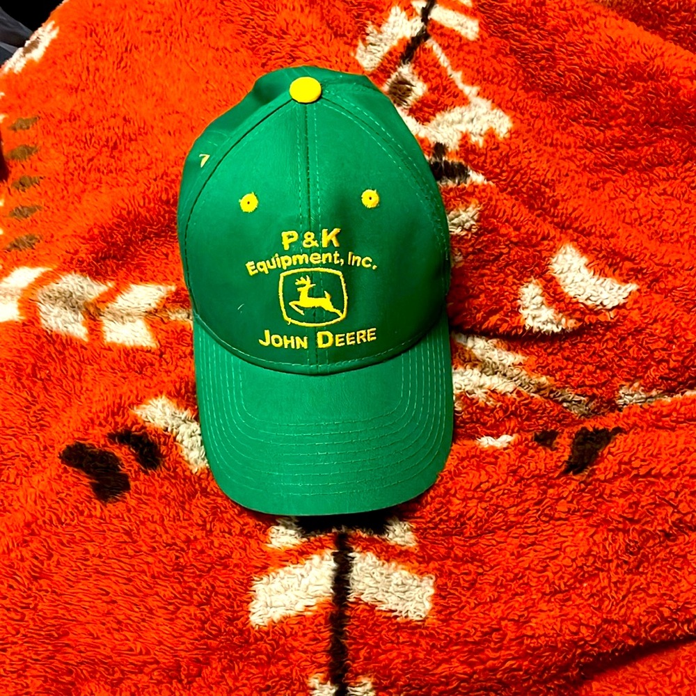 JOHN DEERE hat